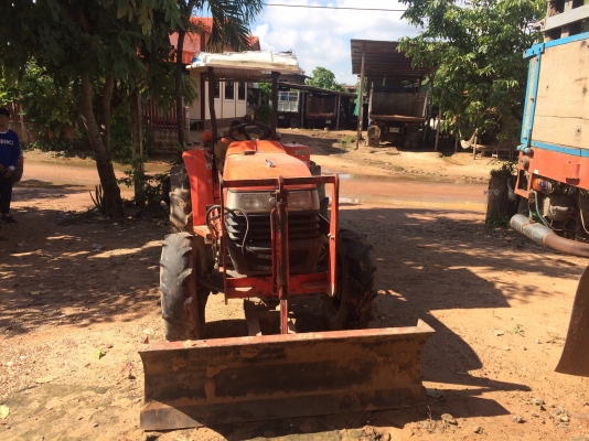 ขายถูก คูโบต้า L3408 พร้อมงานใช้ แถมใบดันและผานพรวน