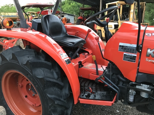 คูโบต้าl3608 เล่มทะเบียนพร้อม สวยเดิมๆ ใช้งาน 257 ชั่วโมง โทร 0872016577