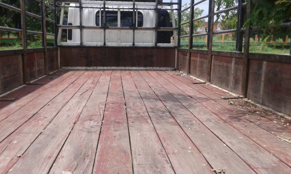 หกล้อ อีซูชุ NPR150ยูโร.3.ปี52ช่างยาว 5m รถห้าง สภาพนางฟ้าสวยกิ๊ปเดิมๆใช้งานน้อย.วิ่ง160,&times;&tim