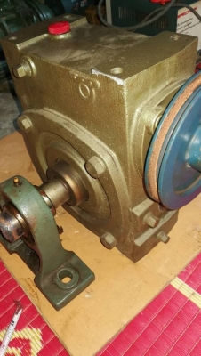 4,200 บ.กทม ส่งฟรี โทร 083-2000058LINE ID: line832923 ชุดเกียร์ทดยี่ห้อ MAKISHINKO ผลิตญี่ปุ่น ขนาดใหญ่(กว้าง 17 cm. ยาว 33 cm. สูง 31 cm.) ขนาดเพลาสวมโต 39 mm. อัตราทด 1: 60 สภาพสวย(มี 3 ตัว) 4,200 บ.กทม ส่งฟรี โทร 083-2000058LINE ID: line832923 ชุดเกียร์ทดยี่ห้อ MAKISHINKO ผลิตญี่ปุ่น ขนาดใหญ่(กว้าง 17 cm. ยาว 33 cm. สูง 31 cm.) ขนาดเพลาสวมโต 39 mm. อัตราทด 1: 60 สภาพสวย(มี 3 ตัว)