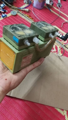 700 บ. ส่งฟรี083-2000058  LINE ID: line832923 ปั๊มไดอะแฟมดูดอัดอากาศเอนกประสงค์ 2 สเตท(2ห้องแยกกัน) ยี่ห้อ ULVAC จากญี่ปุ่น ใช้ไฟ 100 V. การต่อสาธิตตามvdo