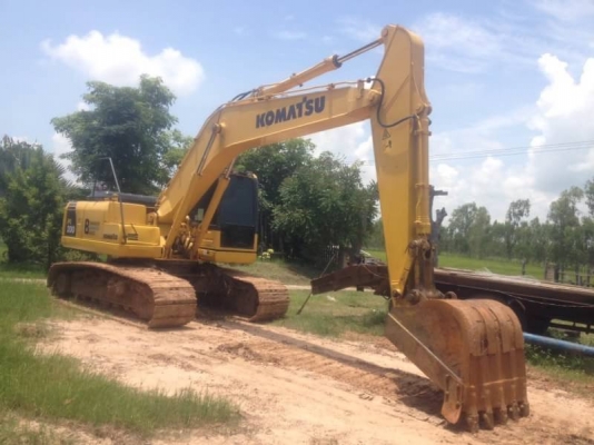 ขาย 2,090,000 บาท KOMATSU PC200-MO ทำงาน 8,000 ชม. เครื่องดี ปั้มแรง โช่หนา เอวแน่น ไฟฟ้าครบ เอกสารเล่มทะเบียน  รถอยู่ จร้อยเอ็ด โทร&amp;ไอดีไลน์ 0610710295