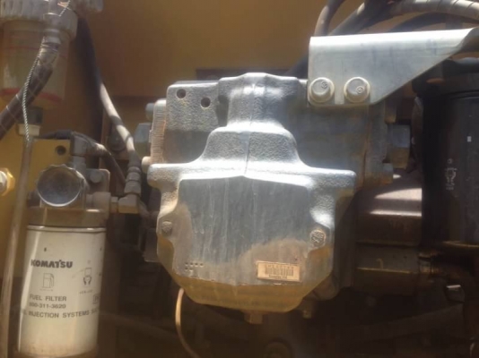 ขาย 2,090,000 บาท KOMATSU PC200-MO ทำงาน 8,000 ชม. เครื่องดี ปั้มแรง โช่หนา เอวแน่น ไฟฟ้าครบ เอกสารเล่มทะเบียน  รถอยู่ จร้อยเอ็ด โทร&amp;ไอดีไลน์ 0610710295