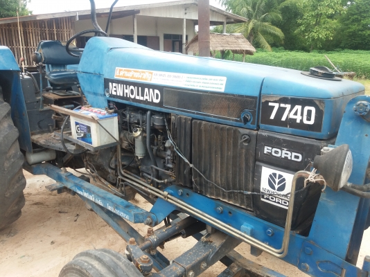 ขายรถไถฟอรด7740เพลาเดียวสวยเดิมพร้อมใช้เล่มครบ