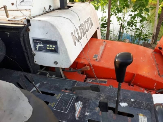 ขาย 245,000 บาท KUBOTA DC68G อุ้ม ทำงาน 1,400 ชม. เครื่องดี โช่หนา พร้อมใช้  รถอยู่ จ.สุรินทร์  โทร&amp;ไอดีไลน์ 0610710295
