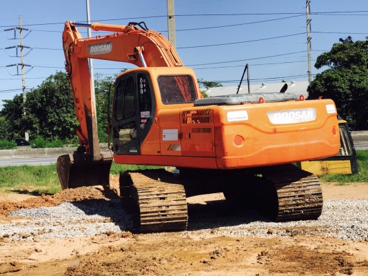 ขายด่วน!! DOOSAN DX225LCA ไมล์ 6,xxx ชม. สภาพสวยค่ะ