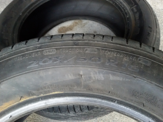มิชลิน.205/60/16ปี2313.ไม่ปะ.ไม่ลายงา.ดอก80\% คู่800บ.โทร.0879050181. มิชลิน.205/60/16ปี2313.ไม่ปะ.ไม่ลายงา.ดอก80\% คู่800บ.โทร.0879050181.