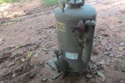 ถังเซื่อมแก็ส + หัว  ราคา 4500  บาท  ขายด่วน   สอบถามเพิ่ม 098 668-3479 dtac 094 283-9369 สิทธิ์ คับ