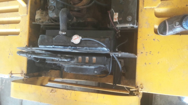 ขายด่วน รถทุบพื้น เยอรมัน เครือง คายเลอร์ 6สูบ เบนสิน.  ใช้งานได้ ปกติ รับประกัน การใช้งาน. ทำงานได้รวดเร้ว. ขาย 385000