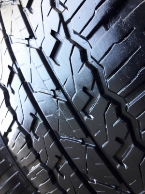 ยางรถยนต์ BRIDGESTONE รุ่นDUELER A/T. 265 65R17 สัปดาห์ที่26 ปี2016 ลงพื้นปลายปี2016 สภาพสวยมากๆ ดอก ยางรถยนต์ BRIDGESTONE รุ่นDUELER A/T. 265 65R17 สัปดาห์ที่26 ปี2016 ลงพื้นปลายปี2016 สภาพสวยมากๆ ดอก