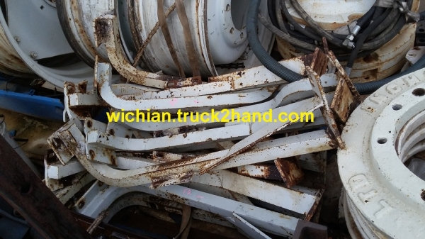 ขายเหล็กดามบังโคลนหลังรถไถฟอร์ด เพิ่มความแข็งแรง บังโคลนไม่สั่นลดการหักร้าวของขาบังโคลน 1ชุดมี4ตัว