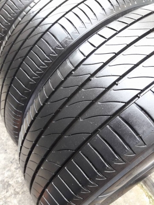 ยางมือสอง MICHELIN รุ่น PRIMACY.3ST 215 60R17 สัปดาห์ที่18 ปี2016 ลงพื้นจริงปลายปี2016 สภาพสวยมากๆไร