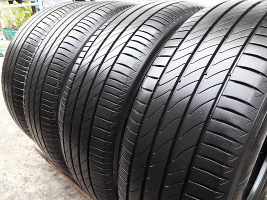 ยางมือสอง MICHELIN รุ่น PRIMACY.3ST 215 60R17 สัปดาห์ที่18 ปี2016 ลงพื้นจริงปลายปี2016 สภาพสวยมากๆไร