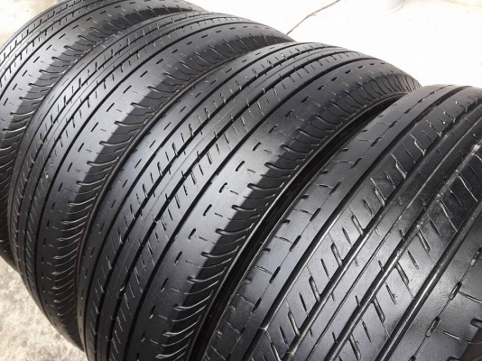 ยางรถยนต์มือสอง BRIDGESTONE รุ่น DURAVIS R611. 205 70R15 ปี2016 สภาพสวย ดอกเยอะ ใช้อีกยาวๆไม่แพง