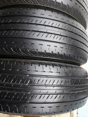 ยางรถยนต์มือสอง BRIDGESTONE รุ่น DURAVIS R611. 205 70R15 ปี2016 สภาพสวย ดอกเยอะ ใช้อีกยาวๆไม่แพง