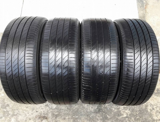 ยางมือสอง MICHELIN รุ่น PRIMACY.3ST 215 55R17 ปี2016 สภาพสวย ดอกยางเยอะคุ้มสุดๆใช้อีกยาวๆไม่แพง