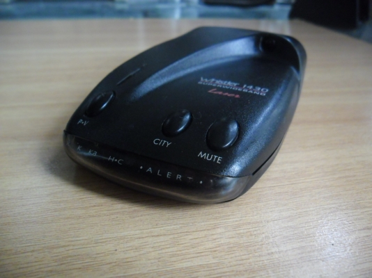 WHISTLER 1430 เครื่องเตือนกล้องตรวจจับความเร็ว Made in USA