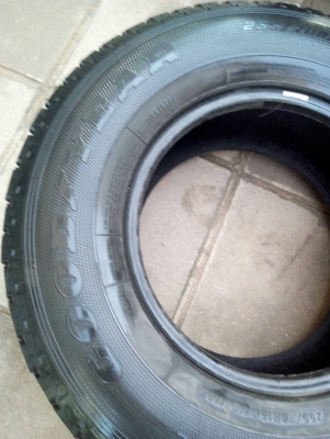 255/70R15 GOODYEAR WRANGLER A/T-S มี 1 เส้น เส้นละ 700 บาทโทร.081-427-3941 255/70R15 GOODYEAR WRANGLER A/T-S มี 1 เส้น เส้นละ 700 บาทโทร.081-427-3941