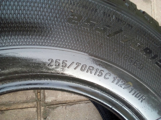 255/70R15 GOODYEAR WRANGLER A/T-S มี 1 เส้น เส้นละ 700 บาทโทร.081-427-3941 255/70R15 GOODYEAR WRANGLER A/T-S มี 1 เส้น เส้นละ 700 บาทโทร.081-427-3941