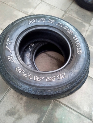 235/75R15 MAXXIS 700 BRAVO A/T ปี14 มี 2 เส้น โทร.081-427-3941 ตจว.ส่งได้ครับ