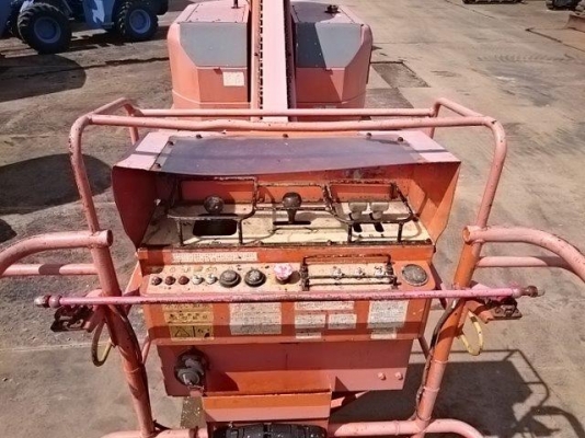 Hitachi HX99B-2 : รถกระเช้า บูมลิฟต์ สูง 9 เมตร นำเข้าจากญี่ปุ่น โทร. 080-6565422 (หนิง)