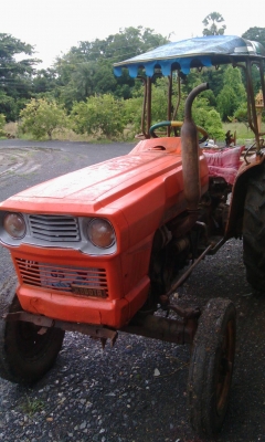 ขอขายรถไถคูโบต้า L2600 สภาพเครื่อง เกียร์ ไฮโดลิกดี พร้อมตัวปั่นดิน ราคาต่อลองได้ครับ รถพร้อมทำงานครับ