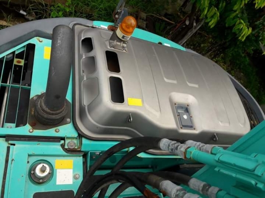 ขายKOBELCO SK135SR-2  YY05   เก่าญี่ปุ่นแท้  ปี 2008  6,XXX  ชั่วโมง  เดิมๆๆ  สภาพสวย พร้อมใช้  โทร  089-3818694  ดวงนภา