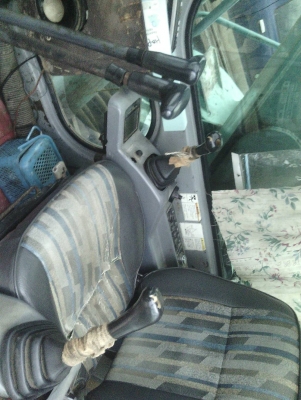 ขายด่วนSK200-5(มากไฟซุปเปอ) ไฟฟ้าเต็ม แอรหนาว เอกสารเล่มทะเบียน