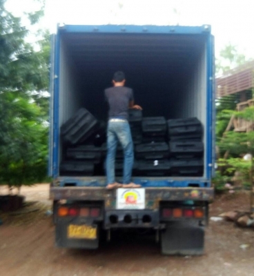 ตีนตะขาบรถเกี่ยวข้าวราคาถูก รับประกัน ผู้ขายก็ใช้  ติดต่อ 0909604567