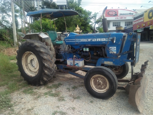 ขายด่วน !! FORD 6800 ใบดัน มีเล่มพร้อมโอน
