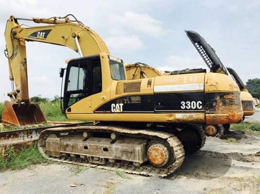 ขออณุญาติขายรถ   CAT 330C ชั่วโมง10000หน่อยๆเอกสารอ ินวอยพร้อมใช้งานราคาเบาๆ 1250000 สนใจติกต่อ0853224877  -0988930465