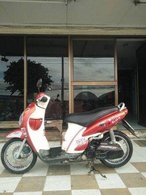 เจเลโต้ สีแดง ปี 2553 สภาพดี เครื่องแน่น พร้อมใช้