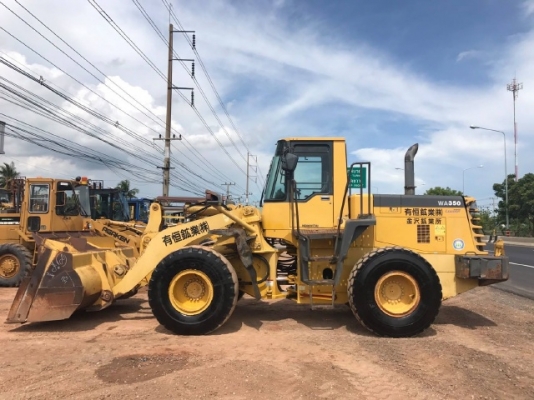 ขายรถตักล้อยาง KOMATSU WA350-3E รถนอกนำเข้าเองจากญี่ปุ่น สภาพสวยพร้อมใช้งาน มีVDOการทำงานครับ ขายรถตักล้อยาง KOMATSU WA350-3E รถนอกนำเข้าเองจากญี่ปุ่น สภาพสวยพร้อมใช้งาน มีVDOการทำงานครับ