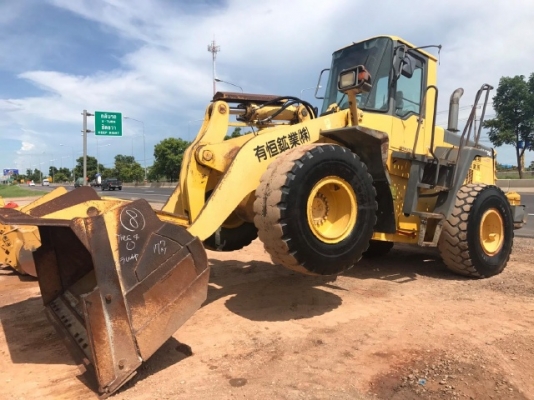 ขายรถตักล้อยาง KOMATSU WA350-3E รถนอกนำเข้าเองจากญี่ปุ่น สภาพสวยพร้อมใช้งาน มีVDOการทำงานครับ ขายรถตักล้อยาง KOMATSU WA350-3E รถนอกนำเข้าเองจากญี่ปุ่น สภาพสวยพร้อมใช้งาน มีVDOการทำงานครับ