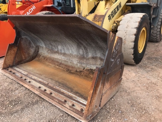 ขายรถตักล้อยาง KOMATSU WA350-3E รถนอกนำเข้าเองจากญี่ปุ่น สภาพสวยพร้อมใช้งาน มีVDOการทำงานครับ ขายรถตักล้อยาง KOMATSU WA350-3E รถนอกนำเข้าเองจากญี่ปุ่น สภาพสวยพร้อมใช้งาน มีVDOการทำงานครับ