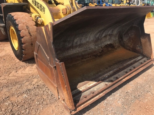 ขายรถตักล้อยาง KOMATSU WA350-3E รถนอกนำเข้าเองจากญี่ปุ่น สภาพสวยพร้อมใช้งาน มีVDOการทำงานครับ ขายรถตักล้อยาง KOMATSU WA350-3E รถนอกนำเข้าเองจากญี่ปุ่น สภาพสวยพร้อมใช้งาน มีVDOการทำงานครับ