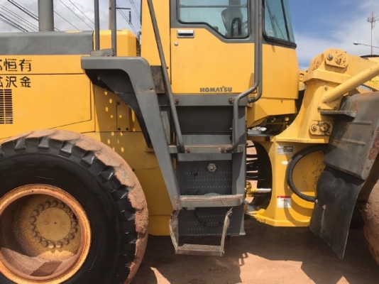 ขายรถตักล้อยาง KOMATSU WA350-3E รถนอกนำเข้าเองจากญี่ปุ่น สภาพสวยพร้อมใช้งาน มีVDOการทำงานครับ ขายรถตักล้อยาง KOMATSU WA350-3E รถนอกนำเข้าเองจากญี่ปุ่น สภาพสวยพร้อมใช้งาน มีVDOการทำงานครับ