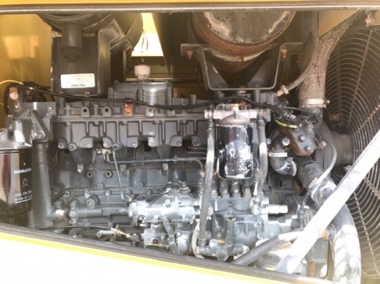 ขายรถตักล้อยาง KOMATSU WA350-3E รถนอกนำเข้าเองจากญี่ปุ่น สภาพสวยพร้อมใช้งาน มีVDOการทำงานครับ