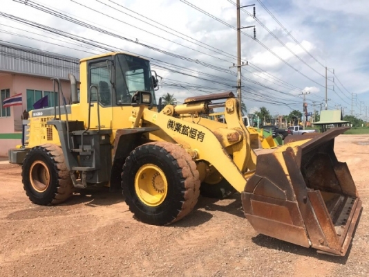 ขายรถตักล้อยาง KOMATSU WA350-3E รถนอกนำเข้าเองจากญี่ปุ่น สภาพสวยพร้อมใช้งาน มีVDOการทำงานครับ ขายรถตักล้อยาง KOMATSU WA350-3E รถนอกนำเข้าเองจากญี่ปุ่น สภาพสวยพร้อมใช้งาน มีVDOการทำงานครับ