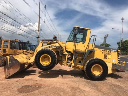 ขายรถตักล้อยาง KOMATSU WA350-3E รถนอกนำเข้าเองจากญี่ปุ่น สภาพสวยพร้อมใช้งาน มีVDOการทำงานครับ ขายรถตักล้อยาง KOMATSU WA350-3E รถนอกนำเข้าเองจากญี่ปุ่น สภาพสวยพร้อมใช้งาน มีVDOการทำงานครับ