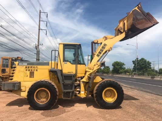 ขายรถตักล้อยาง KOMATSU WA350-3E รถนอกนำเข้าเองจากญี่ปุ่น สภาพสวยพร้อมใช้งาน มีVDOการทำงานครับ ขายรถตักล้อยาง KOMATSU WA350-3E รถนอกนำเข้าเองจากญี่ปุ่น สภาพสวยพร้อมใช้งาน มีVDOการทำงานครับ