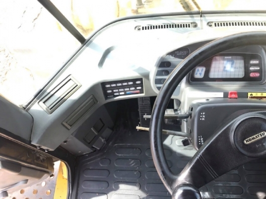 ขายรถตักล้อยาง KOMATSU WA350-3E รถนอกนำเข้าเองจากญี่ปุ่น สภาพสวยพร้อมใช้งาน มีVDOการทำงานครับ ขายรถตักล้อยาง KOMATSU WA350-3E รถนอกนำเข้าเองจากญี่ปุ่น สภาพสวยพร้อมใช้งาน มีVDOการทำงานครับ