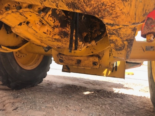 ขายรถตักล้อยาง KOMATSU WA350-3E รถนอกนำเข้าเองจากญี่ปุ่น สภาพสวยพร้อมใช้งาน มีVDOการทำงานครับ ขายรถตักล้อยาง KOMATSU WA350-3E รถนอกนำเข้าเองจากญี่ปุ่น สภาพสวยพร้อมใช้งาน มีVDOการทำงานครับ