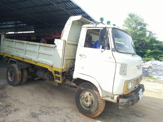 ขายรถหกล้อดั้มดินคับเครื่อง145แรงคับ ขายรถหกล้อดั้มดินคับเครื่อง145แรงคับ