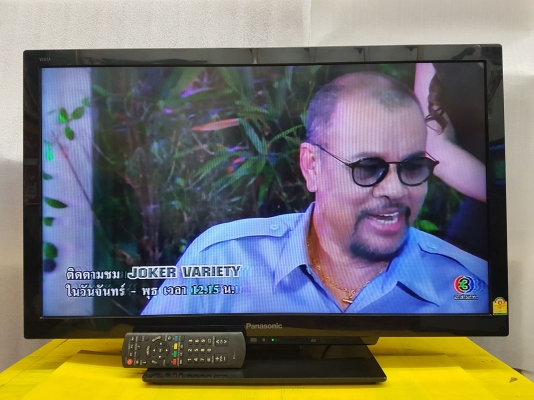 LCD TV Panasonic รุ่น TH-L32C4T ขนาด 32 นิ้ว มีรีโมท สภาพใหม่