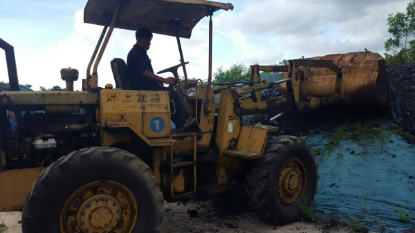 รถตักล้อยาง CAT 910 เอวอ่อน รถพร้อมใช้งาน รถทำงานอยู่ รถตักล้อยาง CAT 910 เอวอ่อน รถพร้อมใช้งาน รถทำงานอยู่