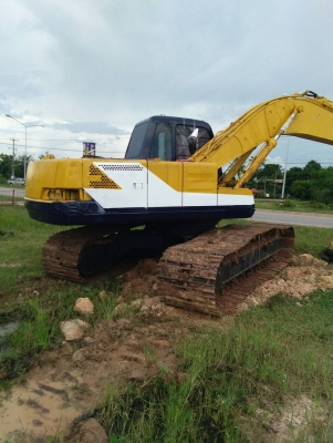 ขายsk200-3kobelco ไฟฟ้าตัดเครื่องดี พร้อมใช้งาน ราคา620,000สนใจติดต่อ0895770265