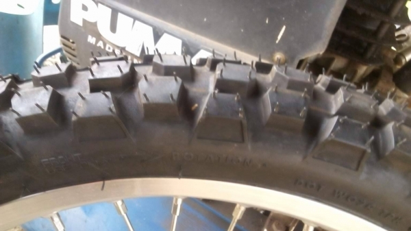 ขายล้อพร้อมยาง CRF250L ของใหม่ถอดออก ขายล้อพร้อมยาง CRF250L ของใหม่ถอดออก