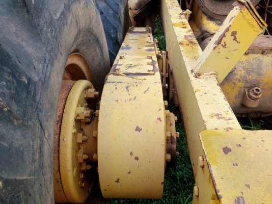 ขาย รถเกรด CAT 12F ไม่มีเครื่อง เอกสารใบซื้อขาย ขายตามสภาพนี้ ราคาต่อรองได้