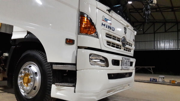 ขายครับ HINO MEGA 251แรงม้อสองเพลา ปี57 รถสวยวิ่ง 59,200 กิโลเมตร พร้อมใช้งาน ขายครับ HINO MEGA 251แรงม้อสองเพลา ปี57 รถสวยวิ่ง 59,200 กิโลเมตร พร้อมใช้งาน